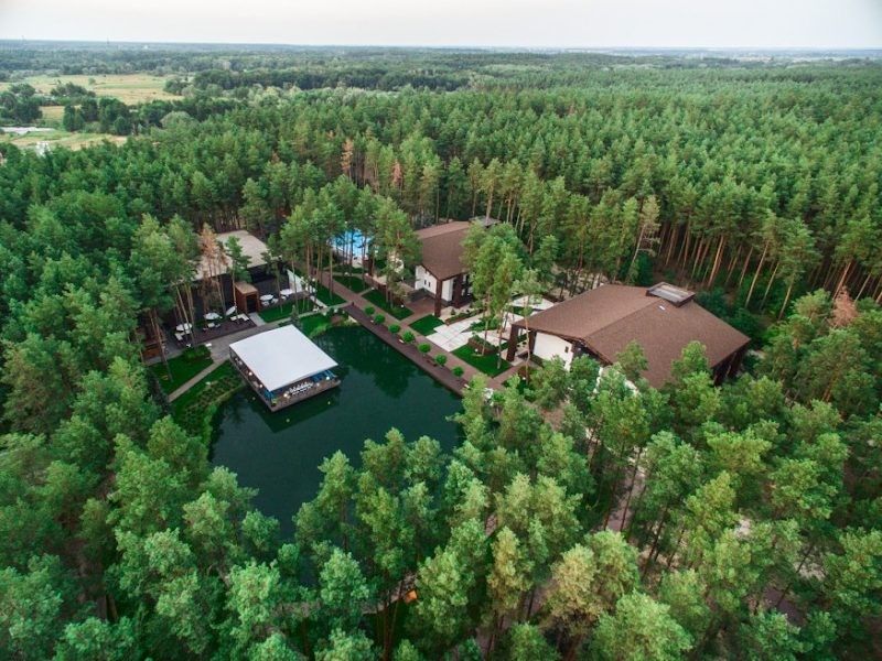 Forest Lake Lodge